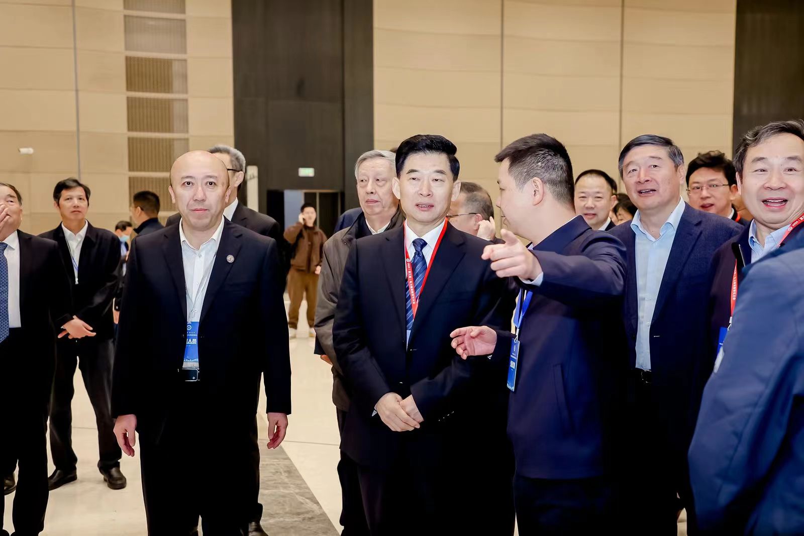 й8827̫(ɷ)޹˾-ٷվ