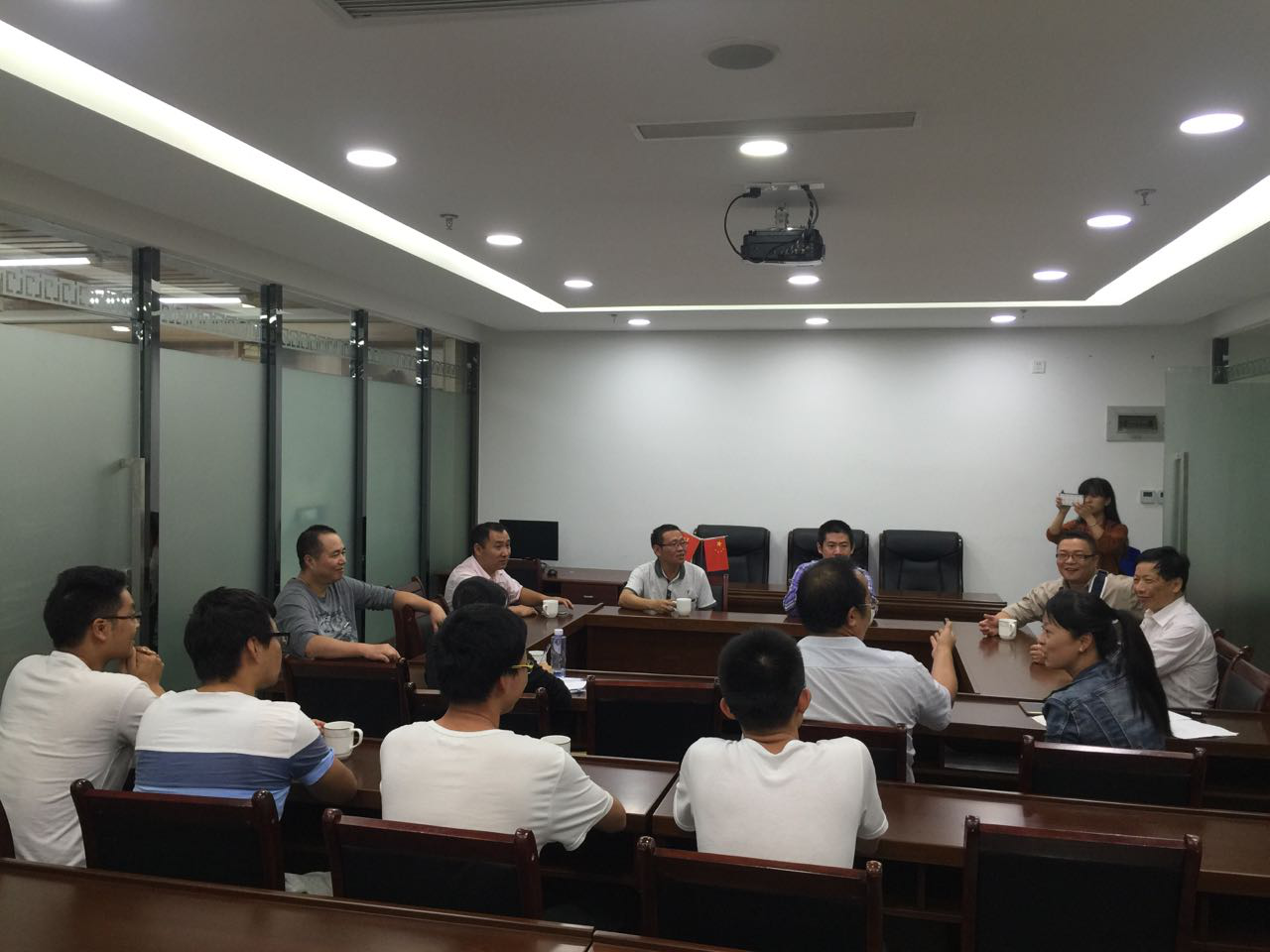 й8827̫(ɷ)޹˾-ٷվ